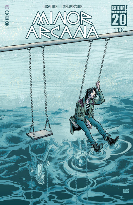 Minor Arcana #10 Cover B Variant (Dressed, Moon)