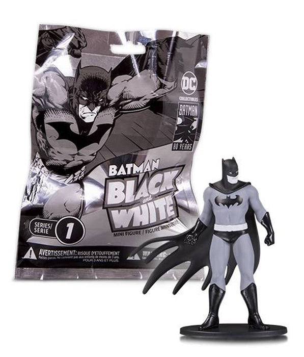 Batman Black & White Series 1 Batman Black & White 3.75-Inch Mini Statue Blind Bag [1 RANDOM Figure]