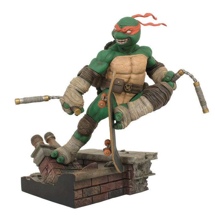 TMNT GALLERY DLX MICHAELANGELO PVC STATUE