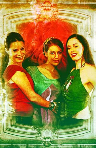 Charmed (2010) #14 (B Cover Photo)