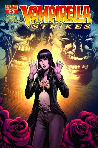 Vampirella Strikes (2013) #3 (Cover A Johnny D)