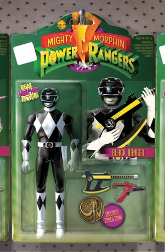 Mighty Morphin Power Rangers (2016) #4 (Unlock Action Figure Variant)