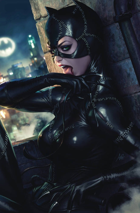 Catwoman (2018) #15 (CARD STOCK VAR ED YOTV)