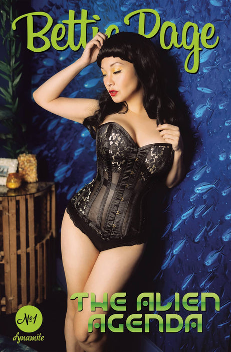 BETTIE PAGE ALIEN AGENDA #1 CVR E COSPLAY