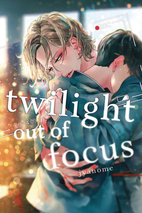 TWILIGHT OUT OF FOCUS OVERLAP GN