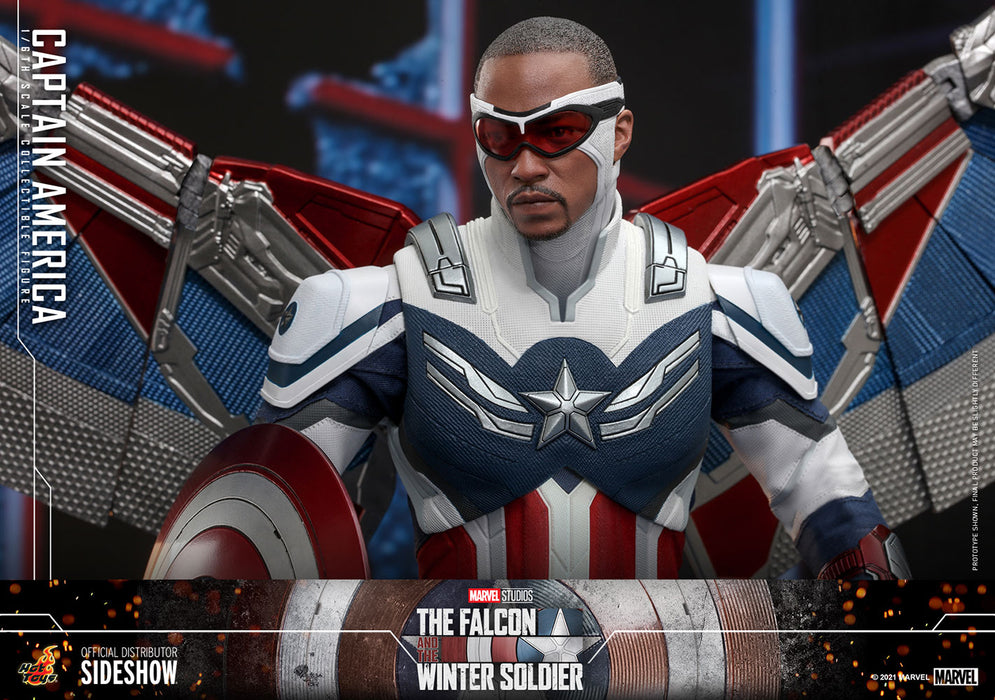 Captain America Sixth Scale Figure - Hot Toys